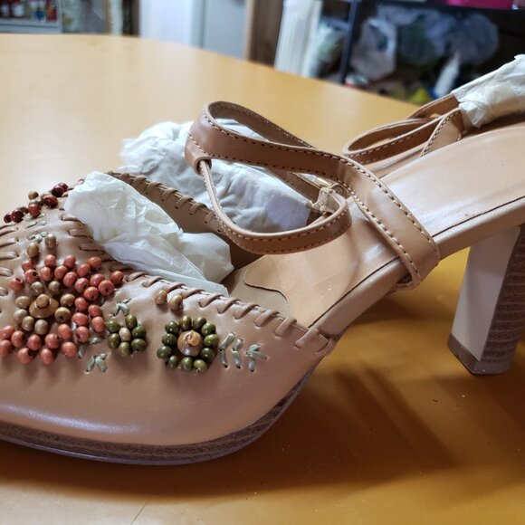 Embellished Platform Sandals and Purse - Picture 6 of 10
